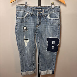 Women's Allen B. Blue Distressed Capris with Patches Size 2